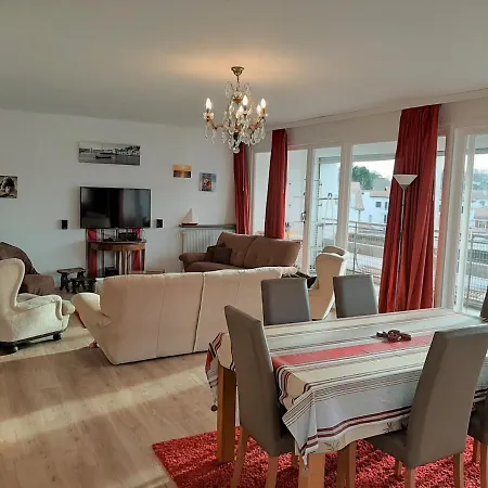 Lumineux En Centre-ville Avec Balcon, Parking Prive Et Wifi A - Fr-1-239-598 Apartment